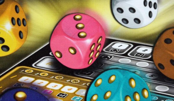 Clever Hoch 3 Würfelspiel von Schmidt Spiele.